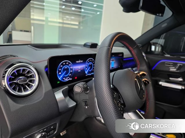 Mercedes-Benz EQB X243 2025 Белый из Кореи, фото 4