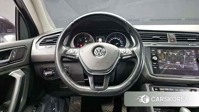 Volkswagen Tiguan second Generation 2019 Черный из Кореи, фото 4