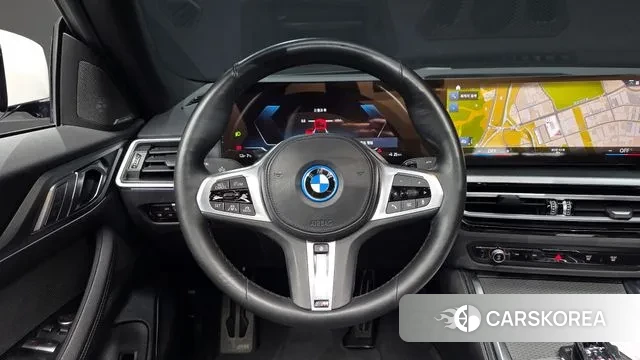 BMW i4 2023 Белый из Кореи, фото 4