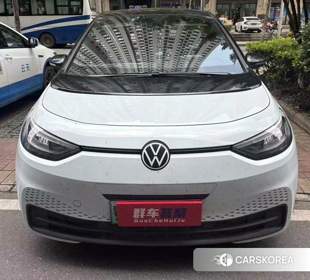 Volkswagen ID.3 2023 Белый из Китая, фото 4