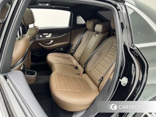 Mercedes-Benz E-class 2021 Черный из Китая, фото 4