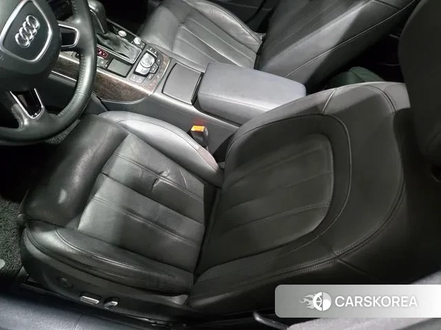Audi New A6 2018 Серебристо-серый из Кореи, фото 4