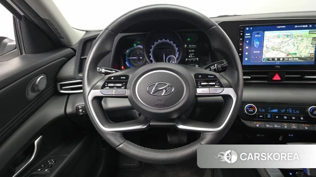 Hyundai Avante Hybrid (CN7) 2023 Белый из Кореи, фото 4