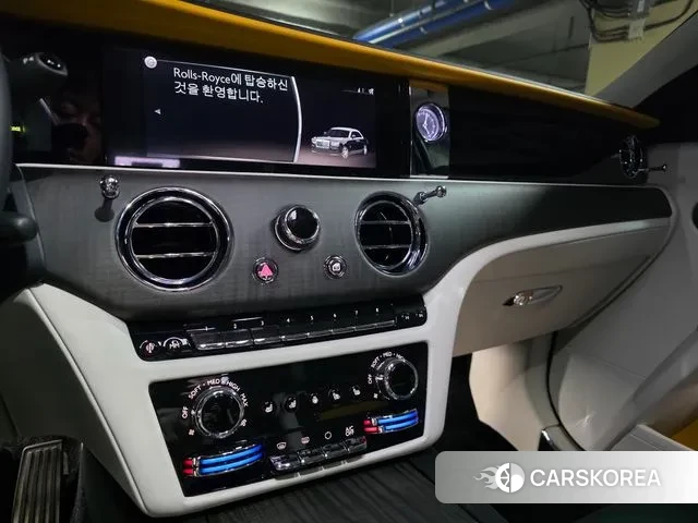Rolls-Royce Ghost 2nd Generation 2022 Серебристо-серый из Кореи, фото 4