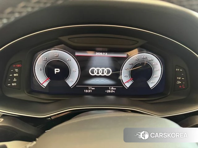 Audi Q8 (4M) 2026 Черный из Кореи, фото 4