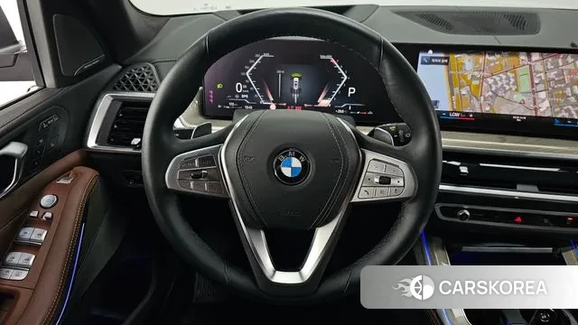 BMW X7 (G07) 2023 Белый из Кореи, фото 4