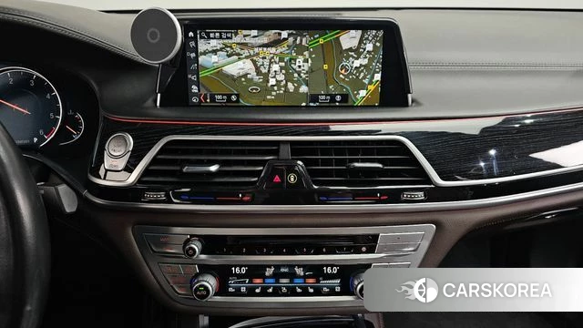 BMW 7 Series (G11) 2018 Черный из Кореи, фото 4