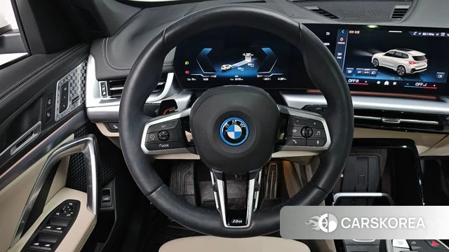 BMW iX1 (U11) 2025 Белый из Кореи, фото 4