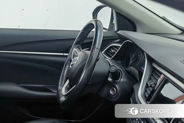 Buick Yinglang 2019 Белый из Китая, фото 4
