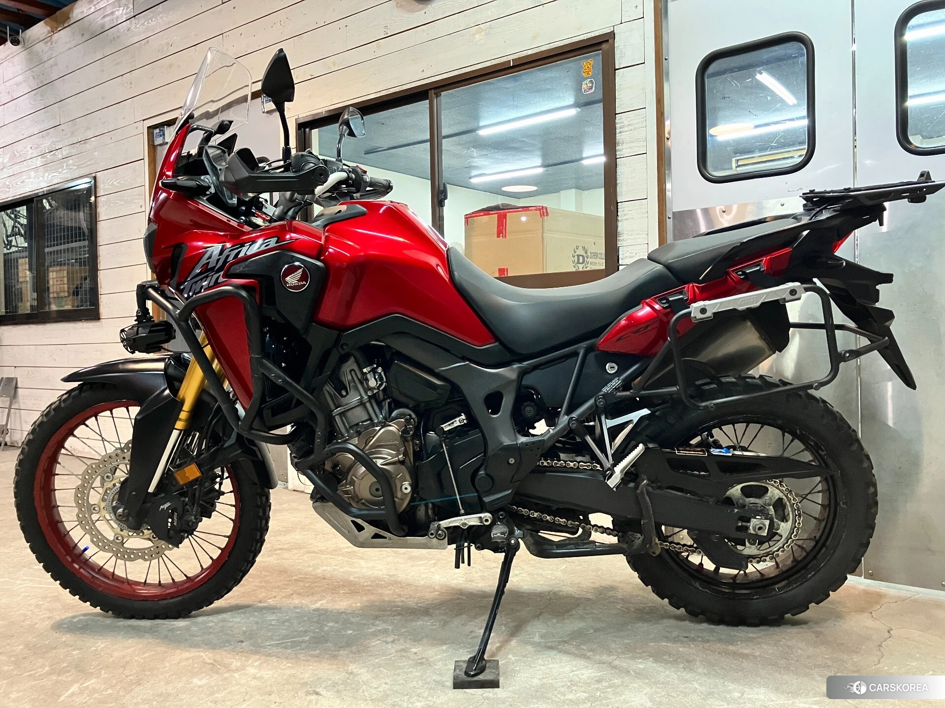Проданный Honda CRF1000L AFRICA TWIN 2017 из Японии