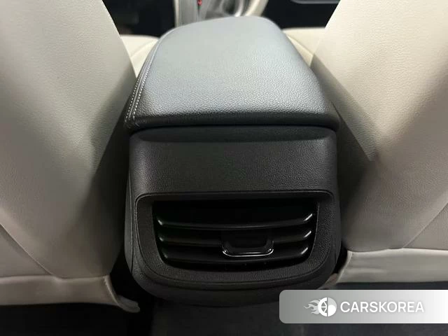 Buick Yinglang 2018 Белый из Китая, фото 4