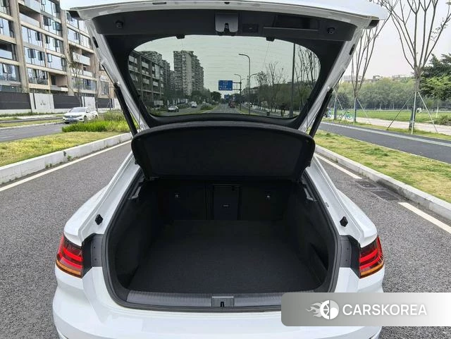 Volkswagen CC 2021 Белый из Китая, фото 4