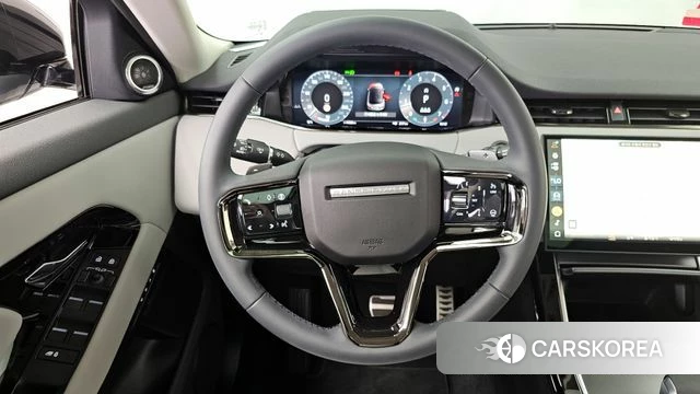 Land Rover Range Rover Evoque 2nd Generation 2024 Светло-серебряный цвет из Кореи, фото 4