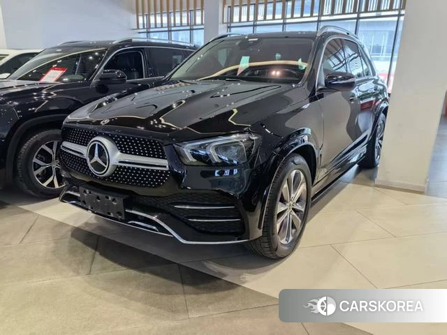 Mercedes-Benz GLE (import) 2022 Черный из Китая, фото 4