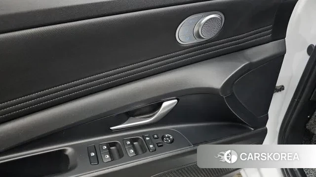 Hyundai Avante (CN7) 2022 Белый из Кореи, фото 4