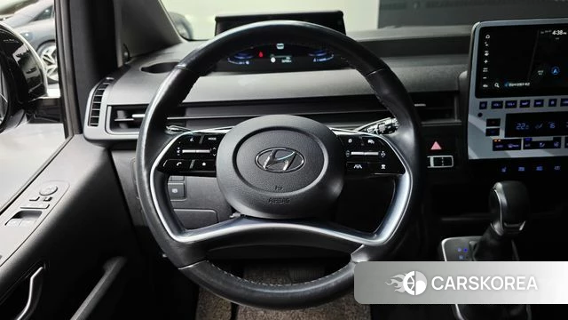 Hyundai Staria 2022 Серебряный из Кореи, фото 4
