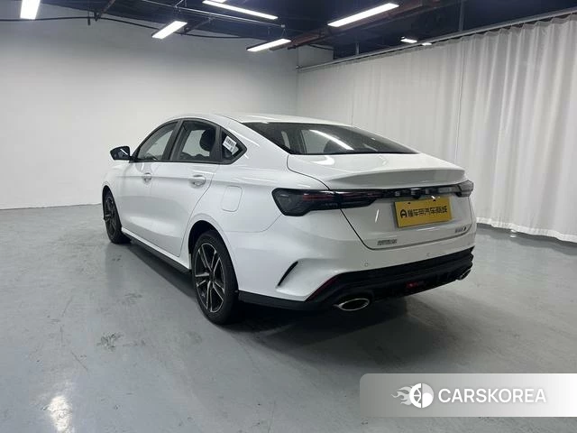 Geely Automobile Binrui 2026 Белый из Китая, фото 4