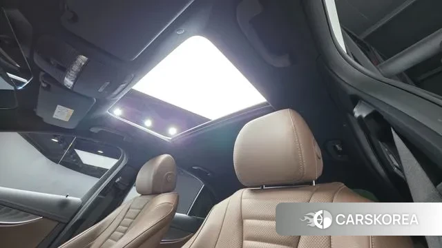 Mercedes-Benz E-Class W213 2022 Белый из Кореи, фото 4