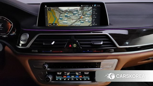 BMW 7 Series (G11) 2022 Белый из Кореи, фото 4