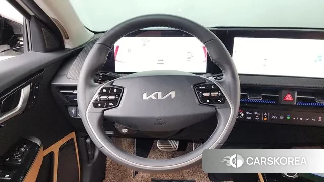 Kia EV6 2021 Серебристо-серый из Кореи, фото 4