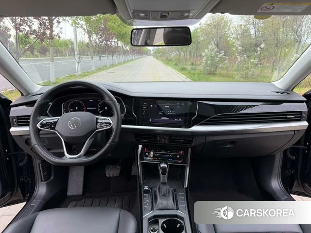 Volkswagen Passat 2023 Черный из Китая, фото 4