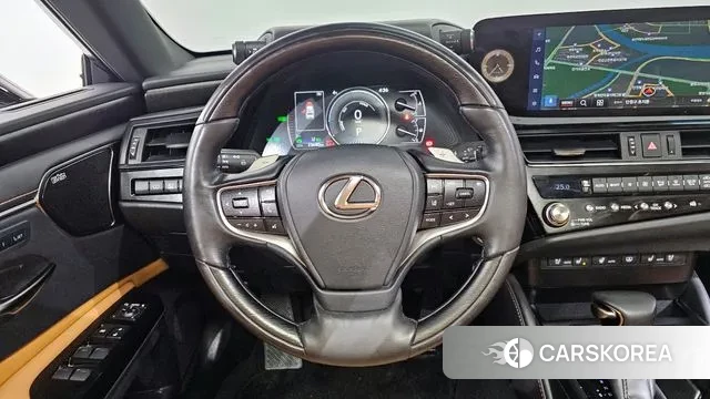 Lexus ES300h 7th generation 2025 Серый из Кореи, фото 4