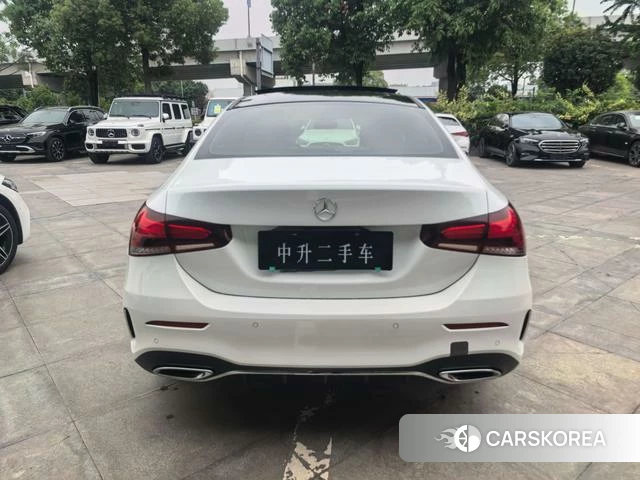 Mercedes-Benz Class A 2023 Белый из Китая, фото 4