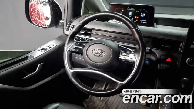 Hyundai Staria 2021 Серебряный из Кореи, фото 4