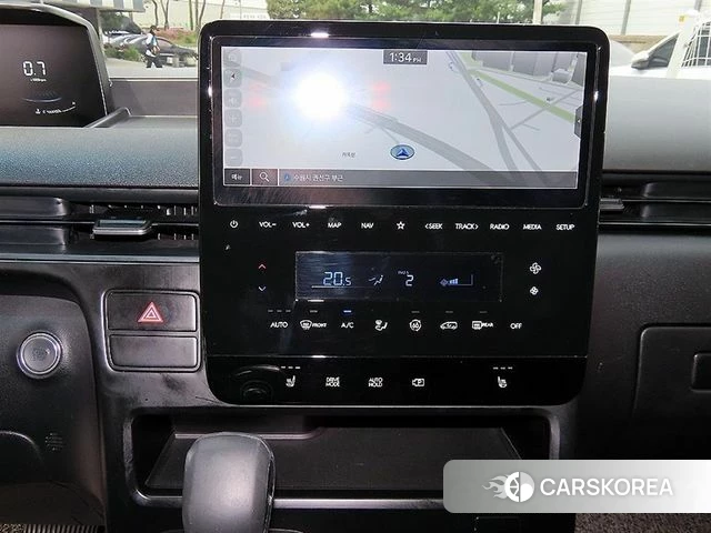 Hyundai Staria 2023 Серебряный из Кореи, фото 4