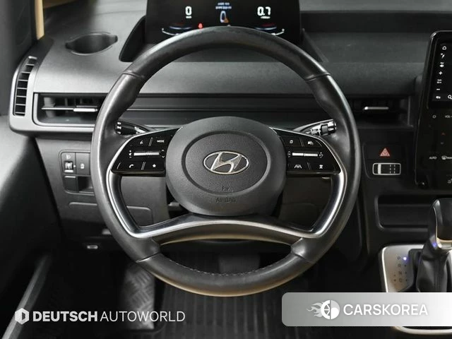 Hyundai Staria 2022 Черный из Кореи, фото 4