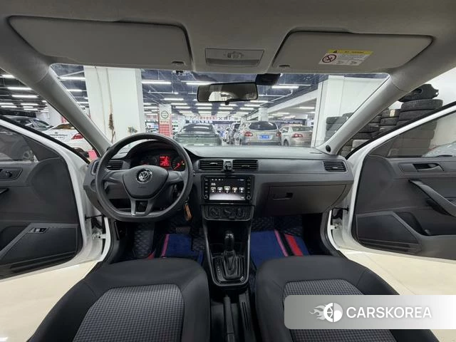 Volkswagen Santana 2021 Белый из Китая, фото 4