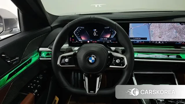 BMW 7 Series (G70) 2023 Серебристо-серый из Кореи, фото 4