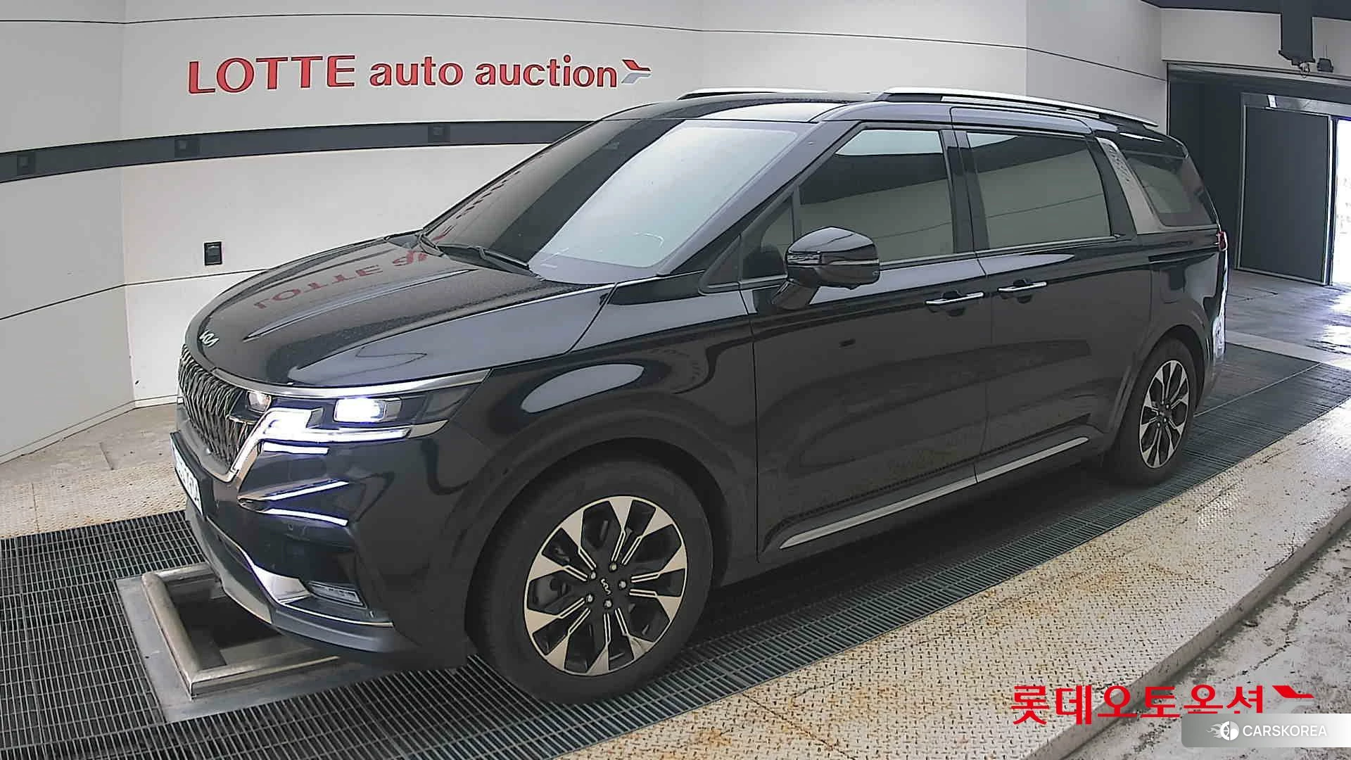 Kia Carnival 2023 Черный из Кореи, фото 4