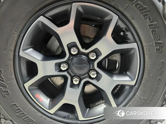 Jeep Wrangler (JL) 2019 Желтый из Кореи, фото 4