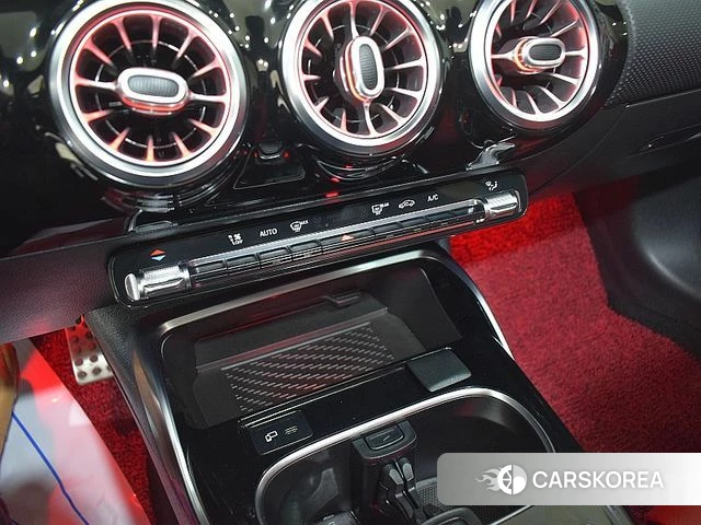 Mercedes-Benz A-Class W177 2021 Красный из Кореи, фото 4