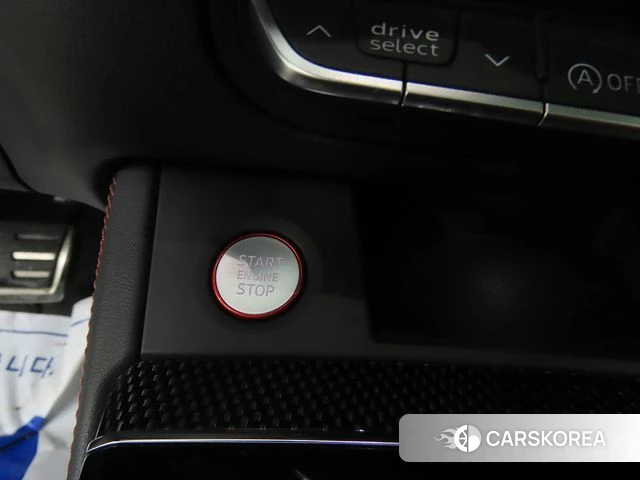 Audi SQ5 (FY) 2023 Темно-зеленый из Кореи, фото 4