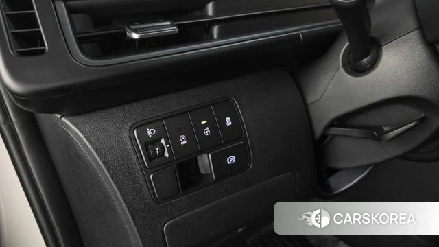 Hyundai Staria 2025 Белый из Кореи, фото 4