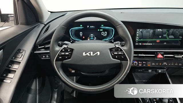Kia Di Ol Nu Niro 2025 Белый из Кореи, фото 4