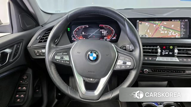 BMW 1 Series (F40) 2024 Черный из Кореи, фото 4