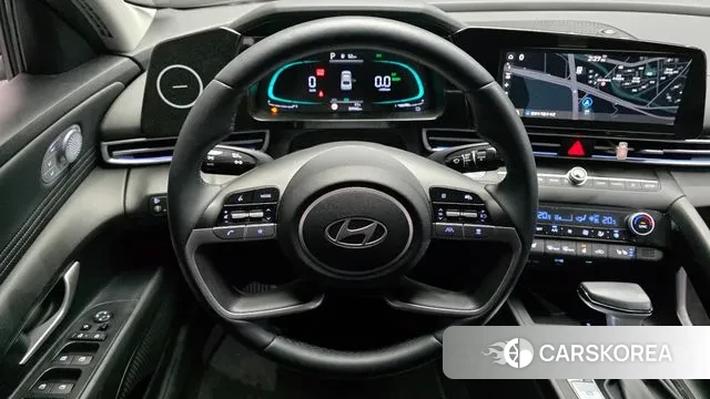 Hyundai The New Avante Hybrid (CN7) 2023 Серебристо-серый из Кореи, фото 4