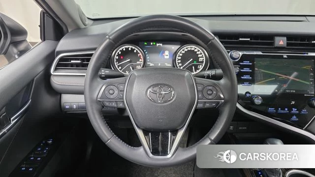 Toyota Camry (XV70) 2018 Серебряный из Кореи, фото 4
