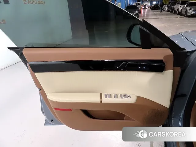 Hyundai Grandeur Hybrid (GN7) 2023 Цвет галактики из Кореи, фото 4