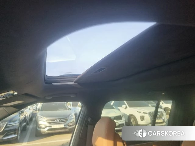 Hyundai Santa Fe (MX5) 2024 Жемчужный цвет из Кореи, фото 4