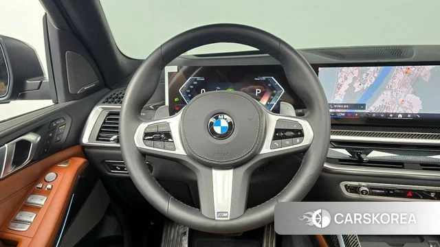 BMW X7 (G07) 2025 Черный из Кореи, фото 4