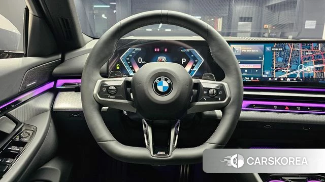 BMW 5 Series (G60) 2025 Серый из Кореи, фото 4