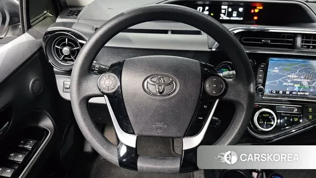 Toyota Prius C 2021 Белый из Кореи, фото 4