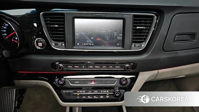 Kia The New Carnival 2018 Черный из Кореи, фото 4
