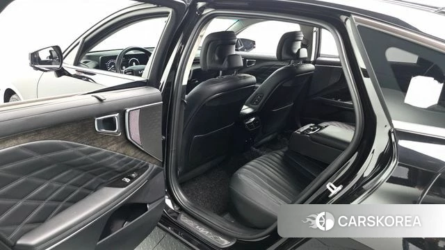 Kia K8 Hybrid 2023 Черный из Кореи, фото 4