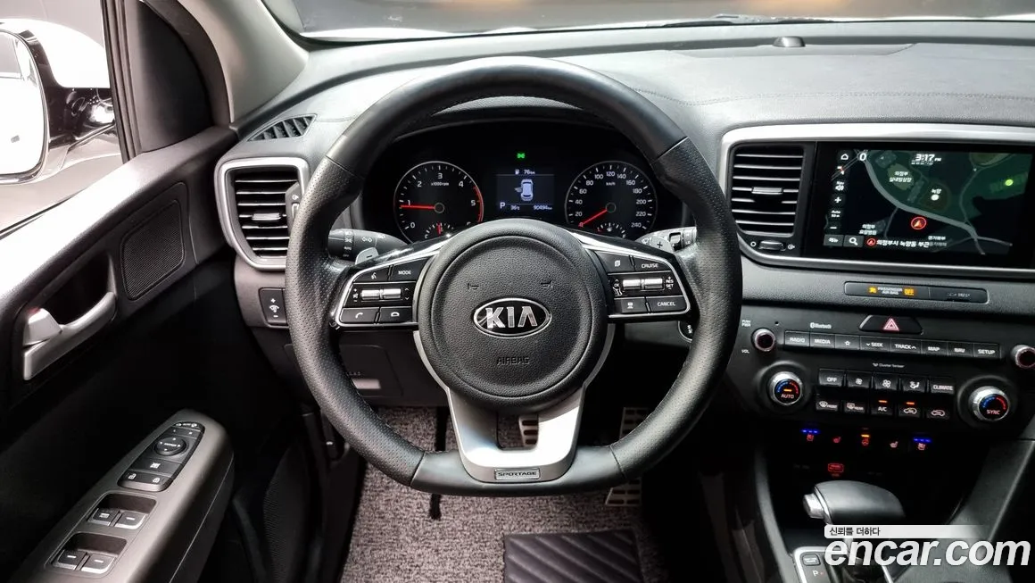 Kia Sportage The Bold 2018 Белый из Кореи, фото 4