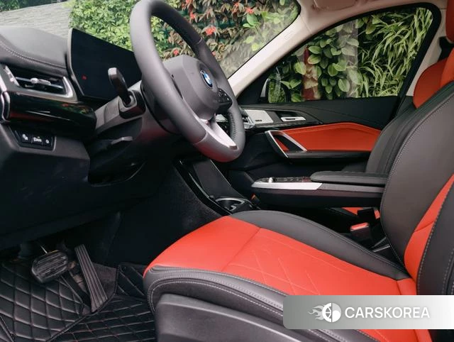 BMW X1 2024 Черный из Китая, фото 4